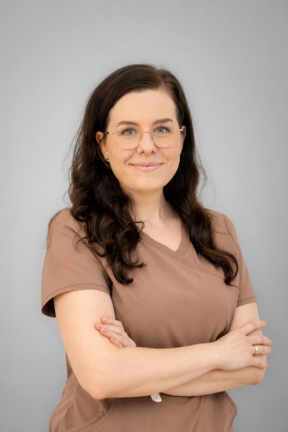 Paulina Jaszcz Położna OVIklinika